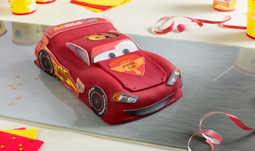 Gâteau Cars Flash McQueen, gâteau 3D Flash McQueen, gâteau d'anniversaire  Cars - Super Gâteaux