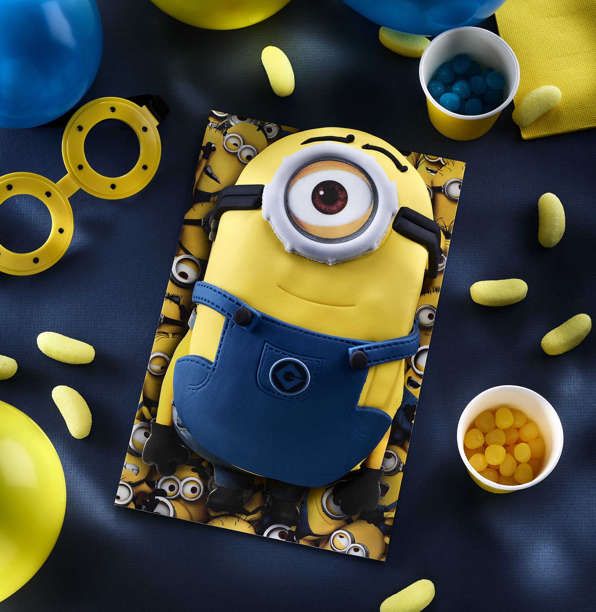 Gâteau d'anniversaire Minions