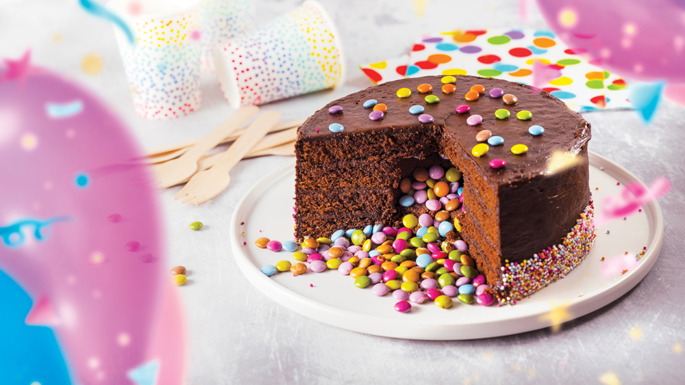 Gâteau de bonbons : comment surprendre pour son anniversaire : Femme  Actuelle Le MAG
