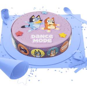 [Visuel du gâteau Bluey représentant les personnages principaux de ce dessin animé]